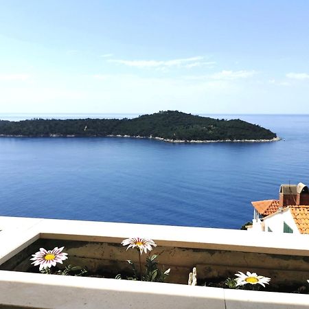 Apartment Zlatni Potok - Best View Of The Old Town Dubrovnik Exterior photo