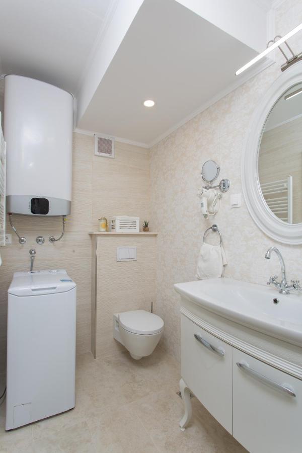 Apartment Zlatni Potok - Best View Of The Old Town Dubrovnik Exterior photo